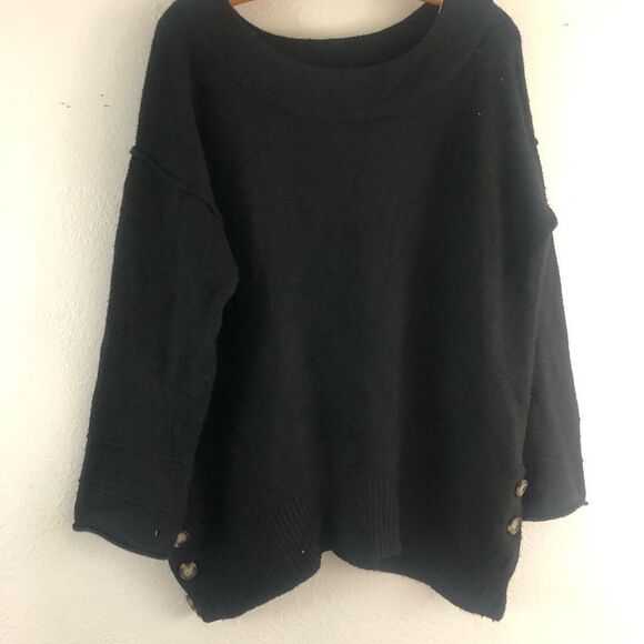 Democracy boatneck black sweater buttons on side size M - Picture 2 of 9